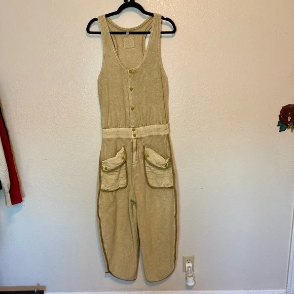 NWOT Free People Movement Timko Onesie Utility Jumpsuit Wide Leg Neutral Tan Med - Picture 2 of 12